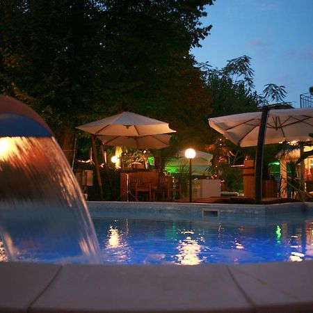 Hotel Bengasi ريميني المظهر الخارجي الصورة