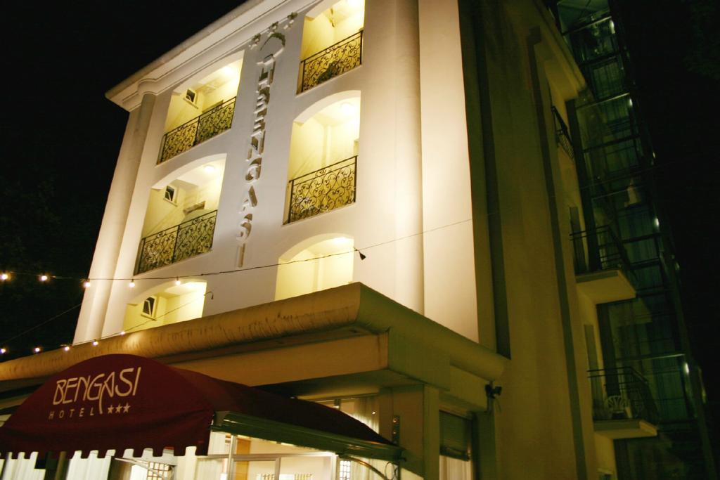 Hotel Bengasi ريميني المظهر الخارجي الصورة