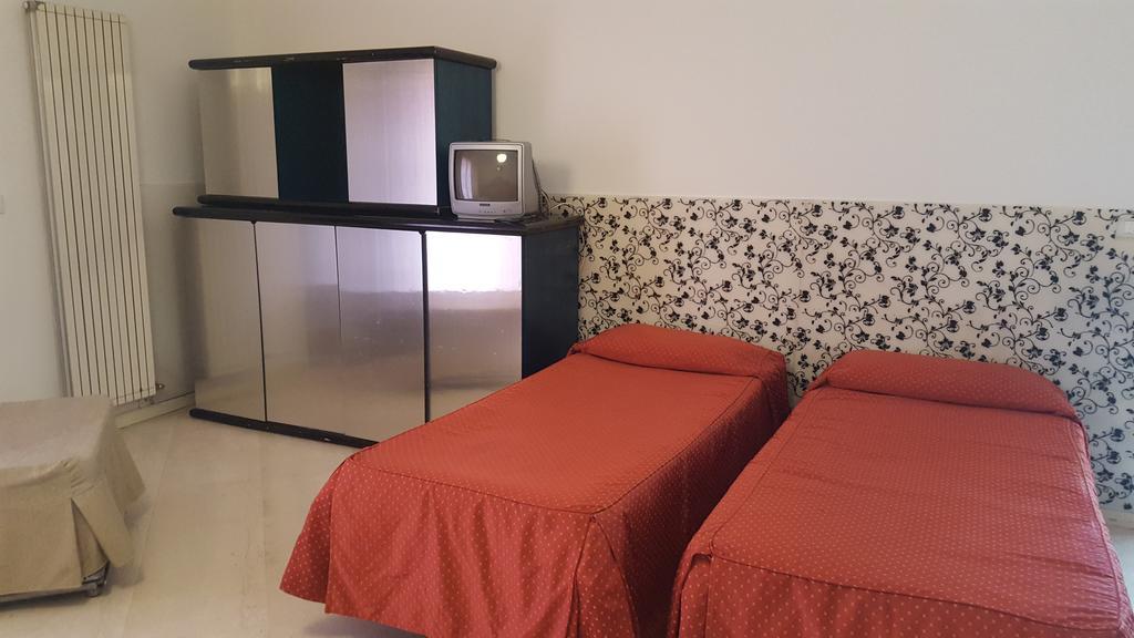 Hotel Bengasi ريميني المظهر الخارجي الصورة