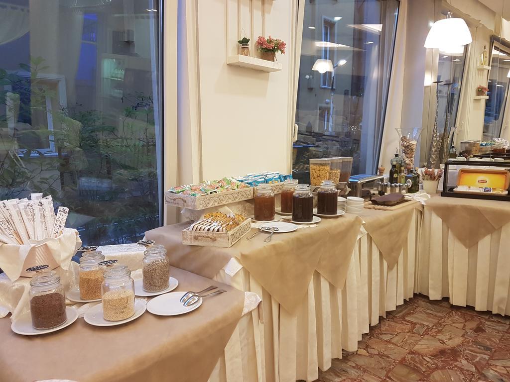 Hotel Bengasi ريميني المظهر الخارجي الصورة