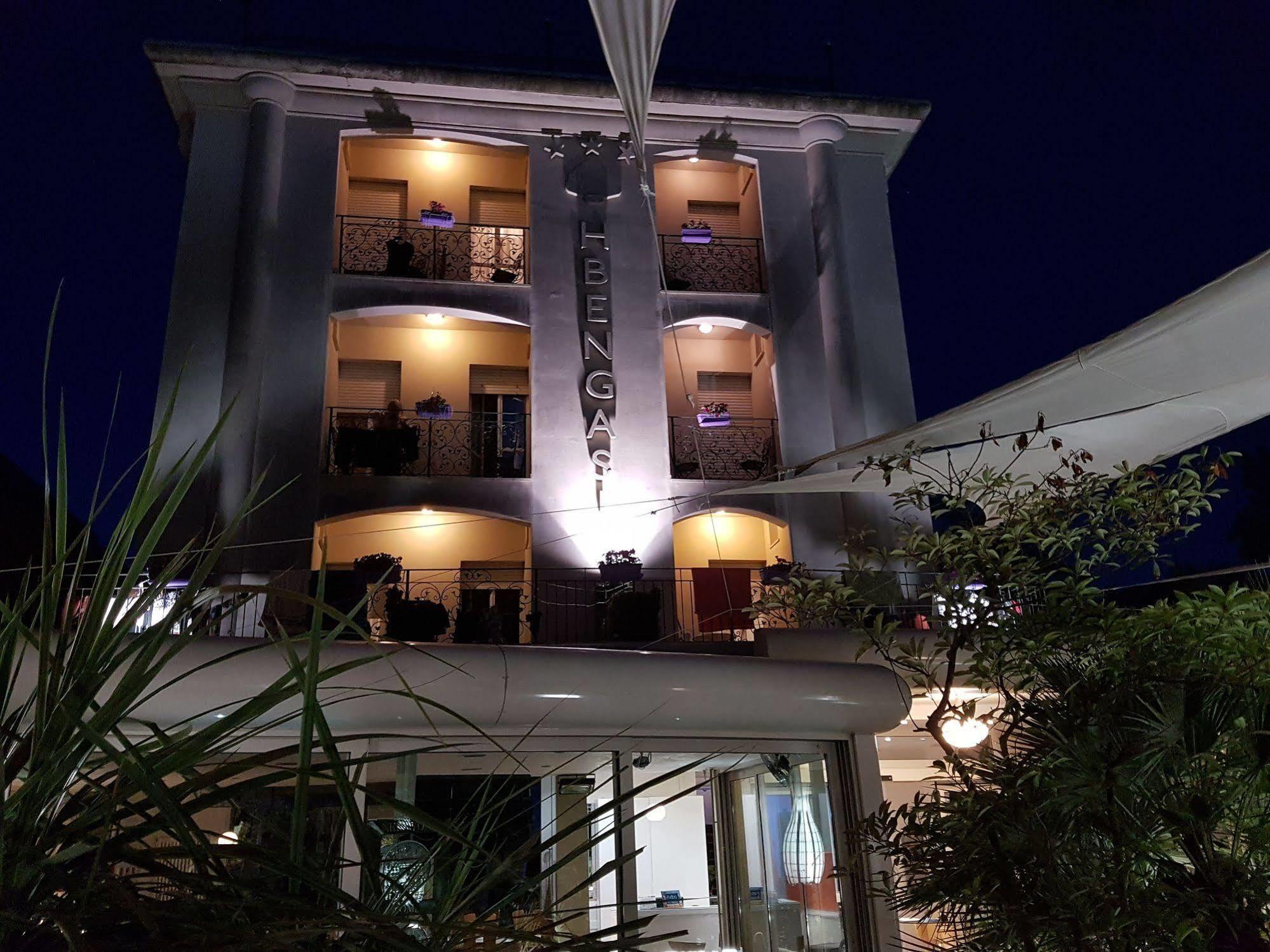 Hotel Bengasi ريميني المظهر الخارجي الصورة